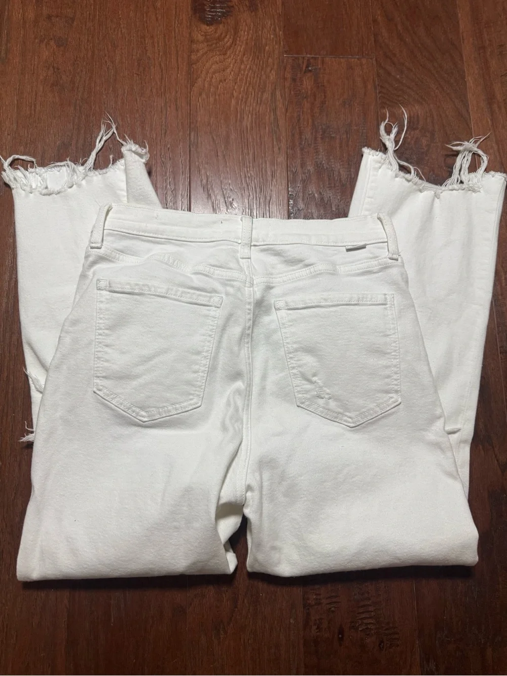 DAZE White Distressed High-Rise Jeans! Size 29! - Picture 6 of 10